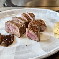 ステーキ池田 - 静岡県産牛　ミディアムレアでお願いしました