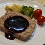 キッチン ブルー グローブ - 反対側から、タップリなスイートワインのソース