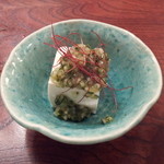 てんぷら 高七 - だし(山形の郷土料理)をあしらった豆腐