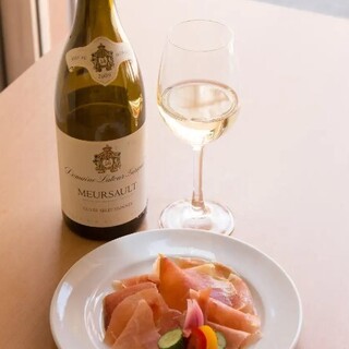 地酒とワインの豊富なセレクション◆お料理にぴったりな一杯を