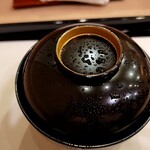 馬車道 大かわ - 蓋裏に紅葉