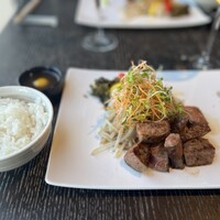 TEPPANYAKI 10 SHIBUYA - メインのお肉とご飯