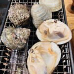 磯丸水産 - 白蛤、サザエ、ホッキ貝