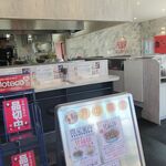 蒙古タンメン中本 - 店内の様子