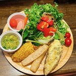 ニューウォッチ酒場 - もりもり野菜プレート