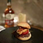 TOKYO Whisky Library - 