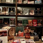 TOKYO Whisky Library - 