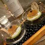 TOKYO Whisky Library - 