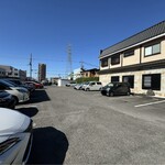 日栄 - 専用駐車場