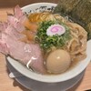 鶏そば 啜る 丸の内本店