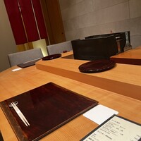 冨すし - カウンター