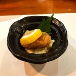 美酒美肴 はまゐ - 鰆の唐揚げ(旬は春以外だそう、意外)