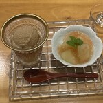 おおたに - 黒糖のアイスクリームと加賀棒茶のわらびもち　洋梨のコンポートとルビーグレープフルーツのジュレ