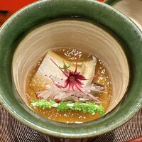 おおたに - 鮑の柔らか煮と下仁田ねぎのムース　ラディッシュ　葛素麺