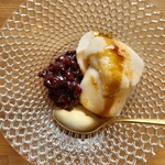 季より - 白小豆の峰岡豆腐  自家製あんこを添えて