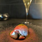 北海道焼肉 北うし - デザートの苺ジェラート