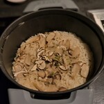 北海道焼肉 北うし - 松茸土鍋ご飯