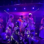 傷ついたダンサーが集まるバー キズキ - 