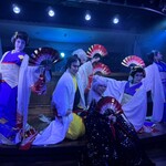 傷ついたダンサーが集まるバー キズキ - 