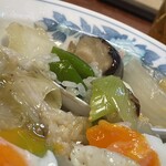 大元 - レンゲ一杯に載せる八宝菜^_^