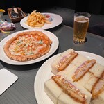 カラオケダイニング BLOOM LOUNGE - 