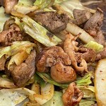 ニュー柳屋食堂 - とんちゃんとキモ焼き上がり