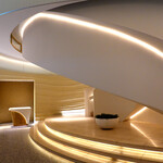 レストラン&バー Larboard - １F：美しい螺旋階段