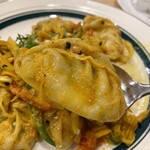 Solti Momo - アップ