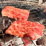 炭火焼肉 ホルモン にく式 - 