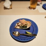 271565403 - 