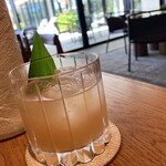 BATIDA - グァバと月桃のスプモーニ(税サ込1180円)
      →名称からの想像どおり甘くて美味しい