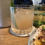 BATIDA - パッションフルーツフィズ(税サ込1180円)
      →こちらも甘め