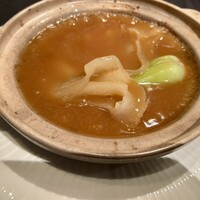 スーツァンレストラン陳 横浜店 - 贅沢なふかひれの姿煮