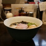 麺や でこ - 