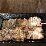 ちょいのみてい 横浜処 - 豚バラ串焼き