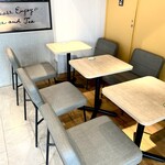 モスバーガー - 1階席