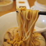 ラーメン ニューヨーク ニューヨーク - 生醬油そば（麺）