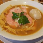 ラーメン ニューヨーク ニューヨーク - 醤油鶏白湯らぁめん ＋ 特製トッピング