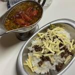 かれーの店 うどん  - 黄昏のユーラシア、チーズ、スパイシーひき肉、トマトトッピング