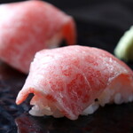 焼肉 ARATA - 炙り肉のお寿司（2貫）　単品