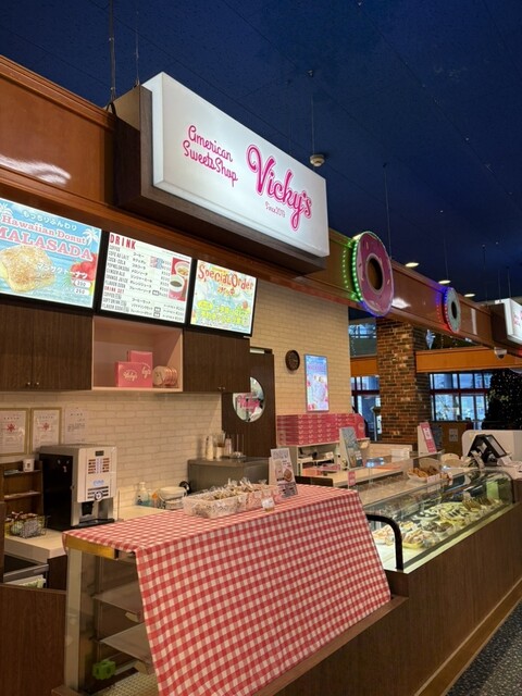 ヴィキーズ（Vicky's） - 柳原（ドーナツ）の写真