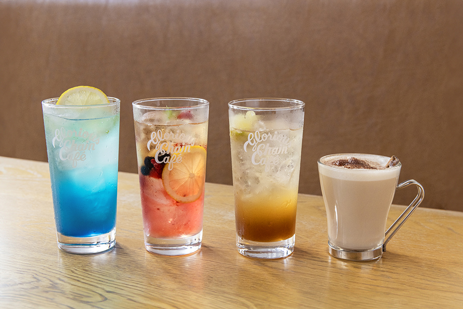 写真 : グロリアス チェーン カフェ 横浜ベイサイド （Glorious