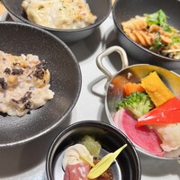 ブッフェアンドカフェ スロープサイドダイナー ザクロ - 