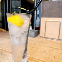 QUAND L'APPETIT VA TOUT VA！ The kitchen＆Wine - スパークリングウォーター・レモン