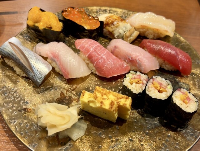 新店舗で特上にぎりランチ』by 美味B級 : 志木 晴レ晴レ