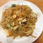 新華園 - 皿うどん800円♪