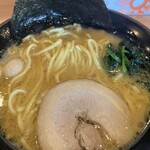 家系ラーメン一新家 - 