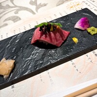 神戸牛 八坐和 阪急三宮店 - 神戸牛寿司 中トロ