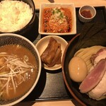 麺屋一燈 - 特製濃厚魚介つけ麺+極太メンマ+よだれ鶏＋小ライス