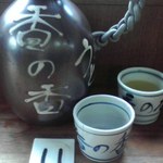 釜あげうどん 長田 in 香の香 - かまあげうどんのダシなど(2014年5月9日撮影)